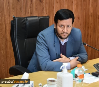 دکتر رجبی:
مهمترین رسالت بسیج اساتید در دانشگاه فنی وحرفه‌ای فراهم‌سازی بسترهای تحقق گام دوم انقلاب در ساختن دانشگاه تمدن‌ساز است