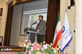معاون پارلمانی رئیس جمهور در دانشگاه فنی و حرفه‌ای:
هیئت‌علمی‌های بسیجی در این مقطع از تاریخ نظام جمهوری اسلامی رسالت سنگینی بر عهده دارند و امروز تبیین مسائل برای دانشجویان و دانش‌آموزان یک ضرورت است 4