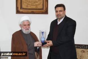 دیدار دکتر خسرویان با جمعی از چهره‌های علمی، فرهنگی و سیاسی کشور لبنان 5
دیدار دکتر خسرویان با جمعی از چهره‌های علمی، فرهنگی و سیاسی کشور لبنان 5