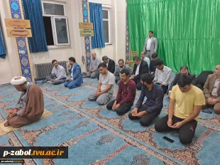 بازدید هیئت رئیسه دانشگاه از خوابگاه آموزشکده پسران قم 4