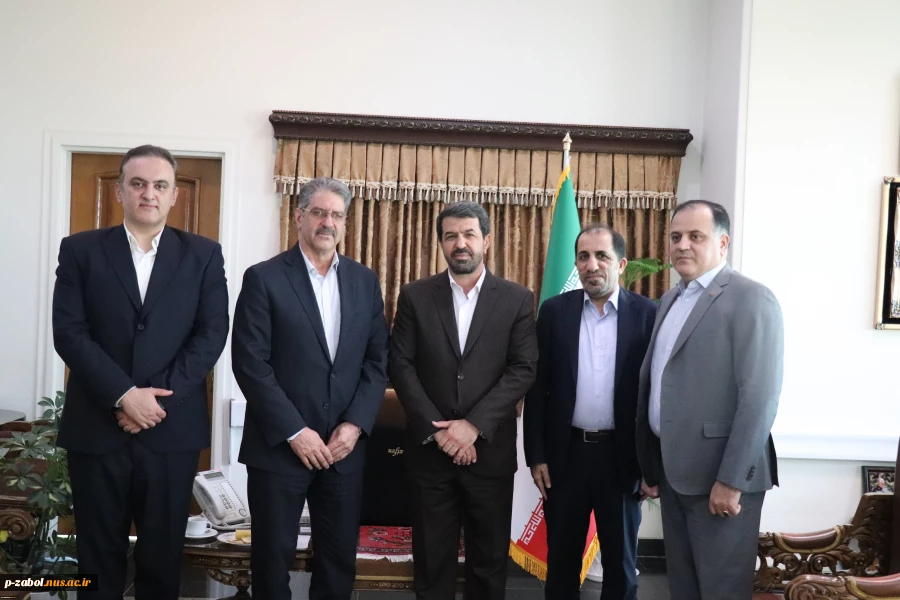 رئیس دانشگاه ملی مهارت در دیدار با استاندار همدان عنوان کرد:
دانشگاه ملی مهارت آمادگی دارد بر اساس نیاز صنایع استان همدان نیروی ماهر تربیت کند. 2