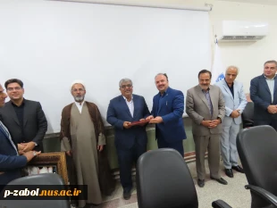 با حضور معاون پژوهش و فناوری دانشگاه ملی مهارت کشور صورت گرفت؛
آیین تکریم رئیس پیشین و معارفه سرپرست آموزشکده پسران شماره یک زاهدان ( شهید باهنر)- واحد استانی سیستان وبلوچستان 2