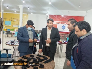 بازدید ریاست و کارکنان آموزشکده زابل از نمایشگاه دستاوردهای رشته طراحی دوخت 3