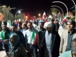 حضور ریاست و  کارکنان و اساتید  آموزشکده زابل در تجمعات خودجوش و مردمی در حمایت از سربازان دلیر ایران در دفاع از ایران اسلامی با حضور در خیابان در وعده های شبانه 5