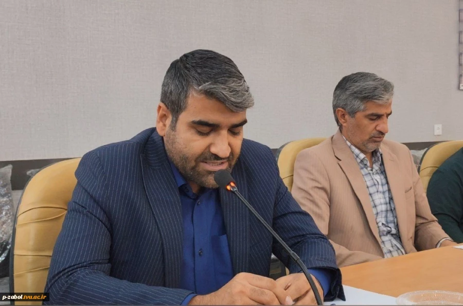 حضور و سخنرانی ریاست آموزشکده زابل در جلسه شورای اداری شهرستان زابل در محل فرمانداری این شهرستان 3