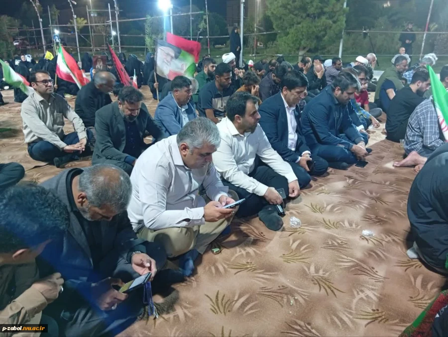 تجدید بیعت جامعه دانشگاهی زابل با رهبر شهید در در تجمعات شبانه  5